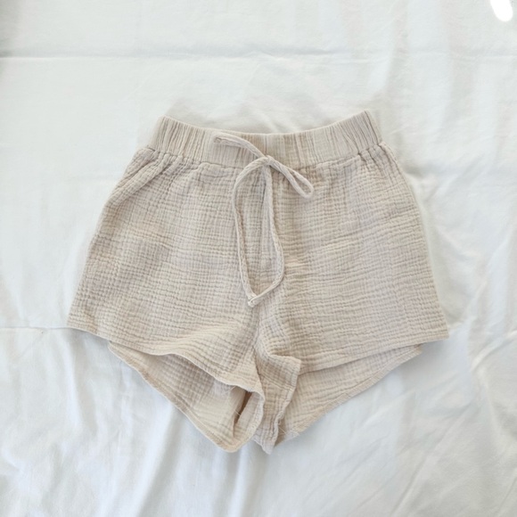 Pants - CREAM LINEN SHORTS! #LINENLOVE